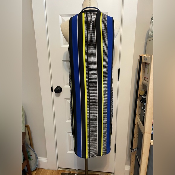 Graphic stripe long sleeveless tunic - Picture 4 of 8